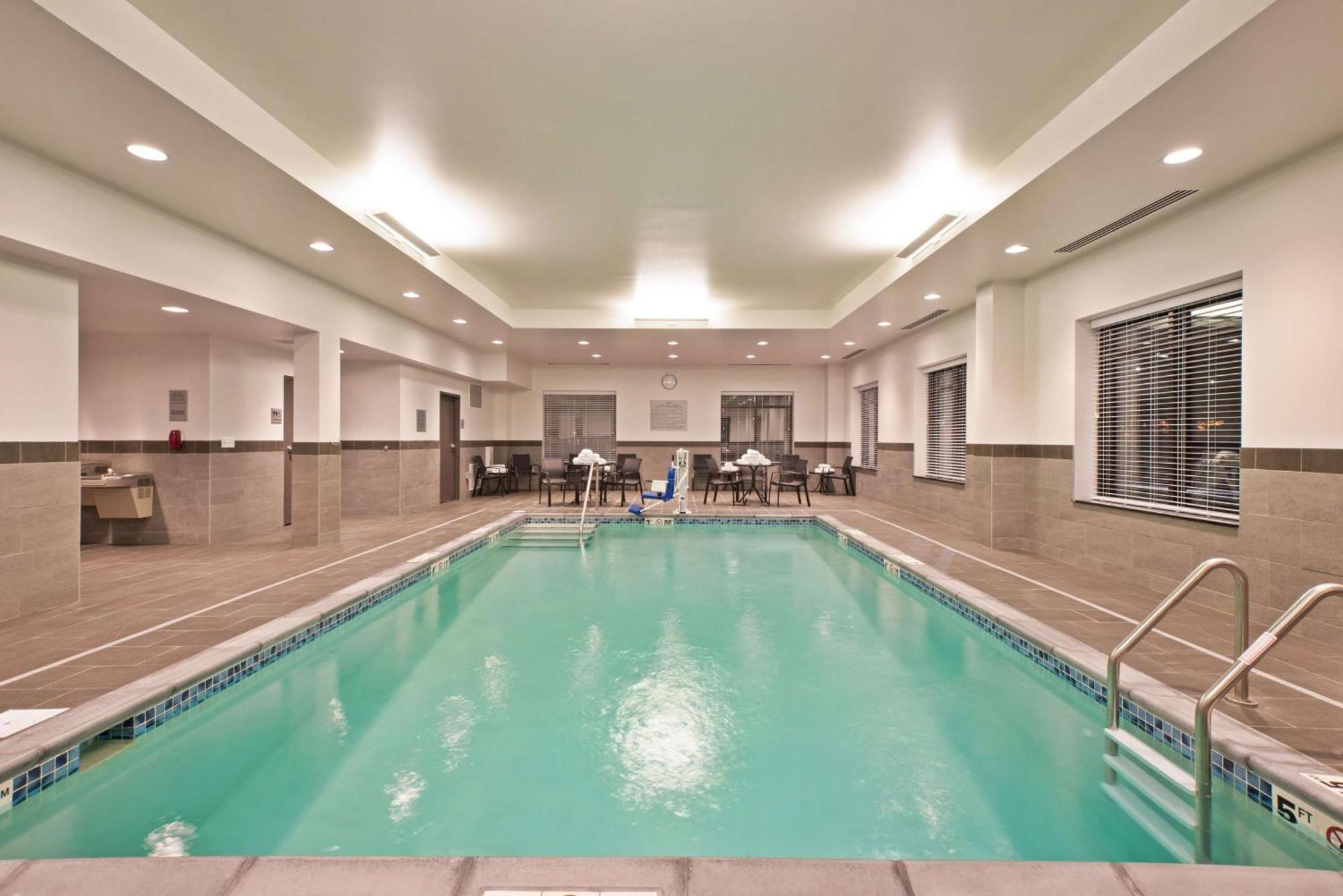 Hampton Inn & Suites North Huntingdon-Irwin, Pa Екстериор снимка